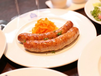 【横浜駅徒歩８分】様々な用途で貸切ができるカジュアルフレンチ