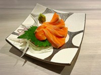 ※1人前(2切れ)の価格になりますので、人数に合わせてご注文お願いします