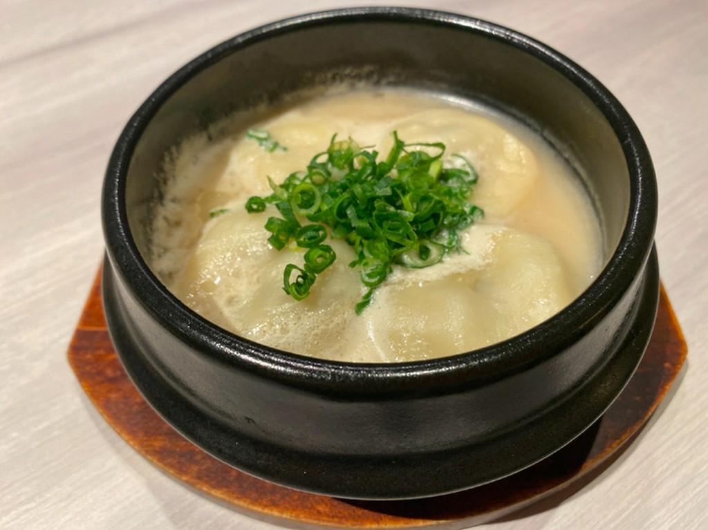 豚骨スープの炊き小籠包　(4個)