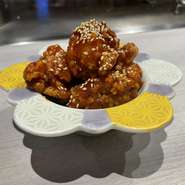 【ラインナップ】
・ノーマル　・テリヤキ　・ヤンニョム　・ハニーマスタード

※写真はヤンニョムです。