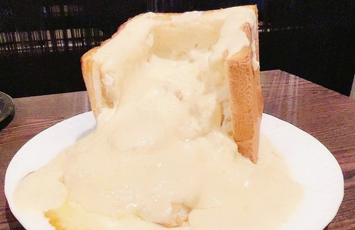 チーズフォンデュトースト