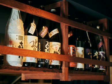 お酒に合う和のアラカルトも豊富に用意