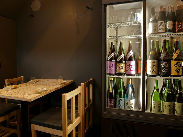 北海道から沖縄まで、各地の美酒を取り揃えた『日本酒』