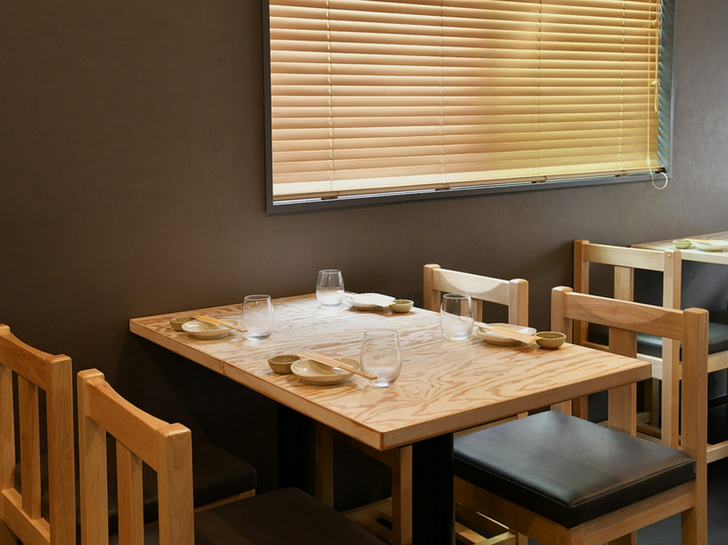 お酒好きなメンバーで集まって、ワイワイ語り合うなんていかが？