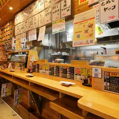 カウンターもあるので、お一人様でも大丈夫