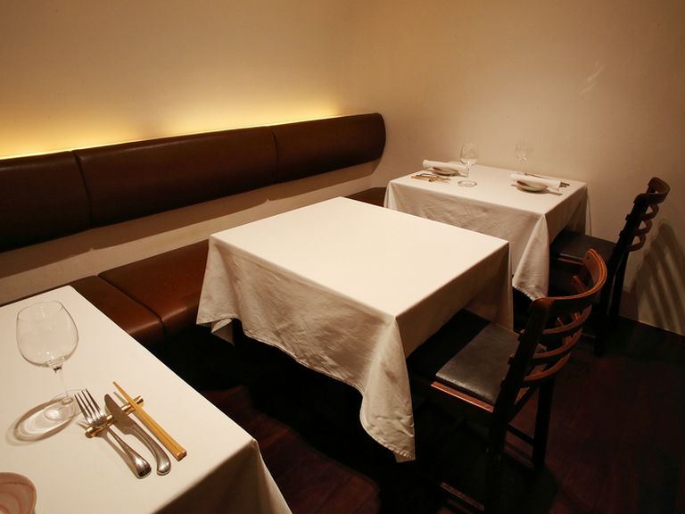 全12席というこぢんまりした店内。予約のみの対応です