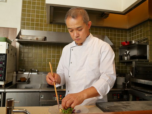 旬の素材のよさを最大限に生かした料理を提供