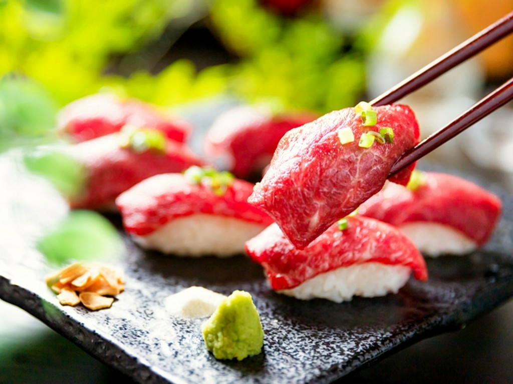 和牛リブロースの大判！炙り肉寿司