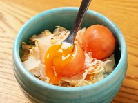 卵かけご飯の洗練を極めた深い味わい！『節鶏（ふしちょう）TKG』 