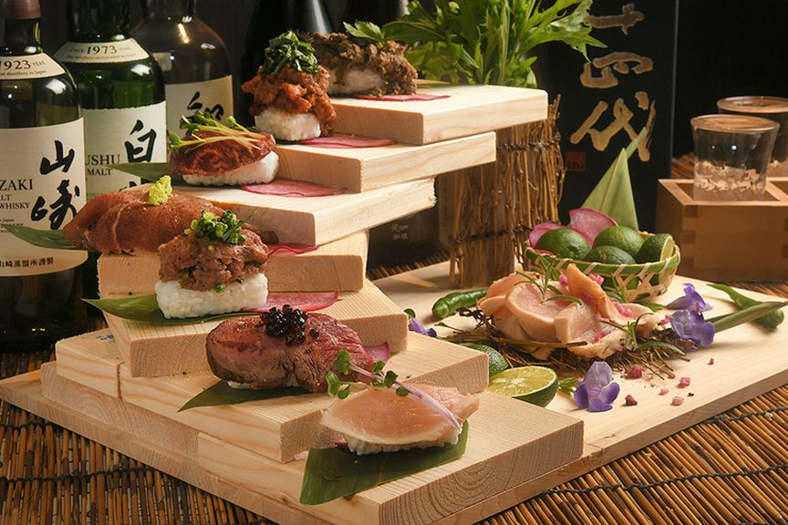 甘くてとろける味わいに悶絶する『肉寿司』