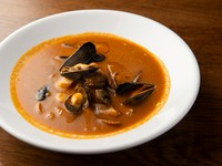 食材の旨みが凝縮された『スープ・ド・ポワソン　魚のうらごしスープ』