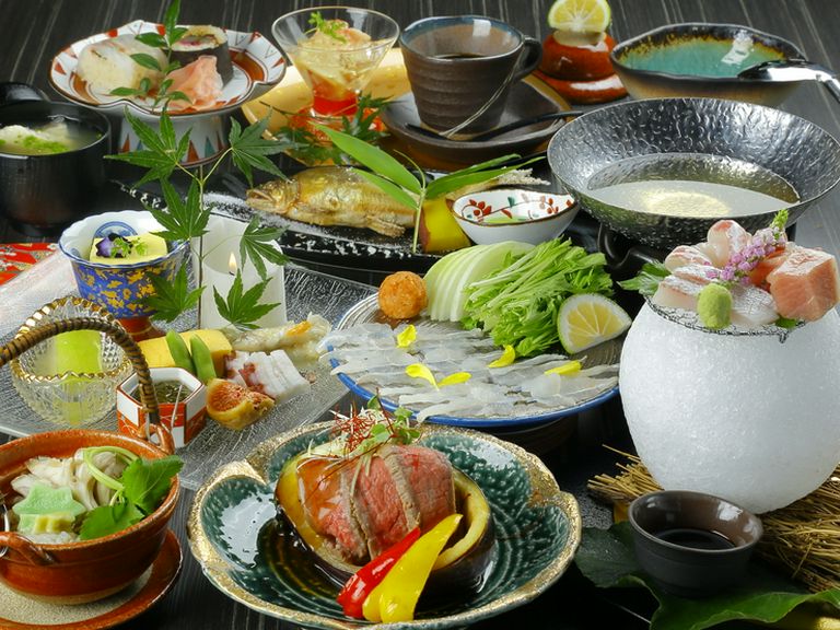 見て食べて旬を楽しむ『悠〜はるか〜会席』
