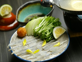 自家製割りポン酢と鱧の絶妙ハーモニー『鱧しゃぶ』