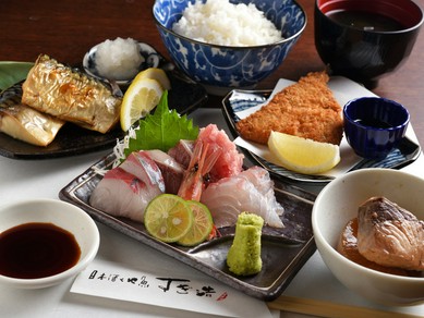圧倒的なコストパフォーマンスが自慢『日替わり定食』
