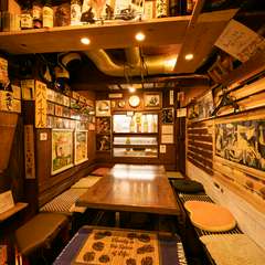まるでタイムスリップしたみたいな昭和レトロな店内