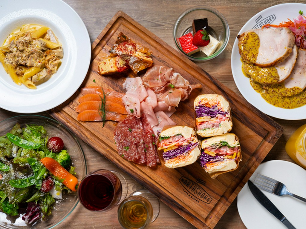 パーティーにぴったりの華やかなメニューが勢ぞろい。110分飲み放題付『シェアコース』