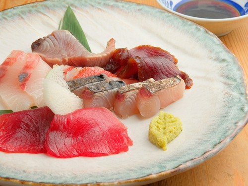 「鶏」と「魚」、両方を楽しめるのが嬉しいポイント