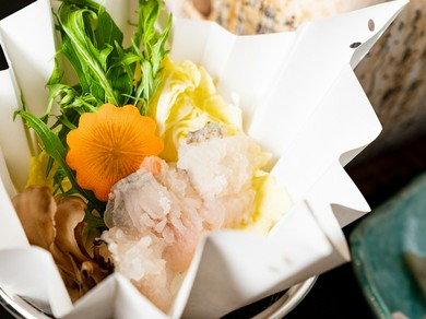 落ち着いた大人の雰囲気で二人の時間を