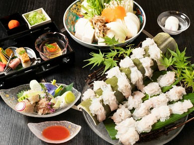 独特な骨切りの技法を駆使。骨を気にせずに、はものおいしさだけを堪能できる『蒼水SOUSUIコース』