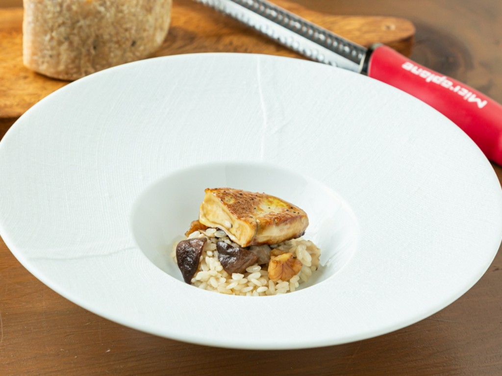 女性人気No.1『目の前で削るふわふわトリュフ入りのチーズリゾット』