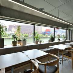 お洒落な雰囲気と食事で盛り上げます