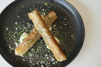 和牛赤ワイン煮の春巻き