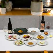 薪窯を使用した薪焼き料理を中心とした全9品のディナーコースです。
メインのお肉は、九州産黒豚となります。