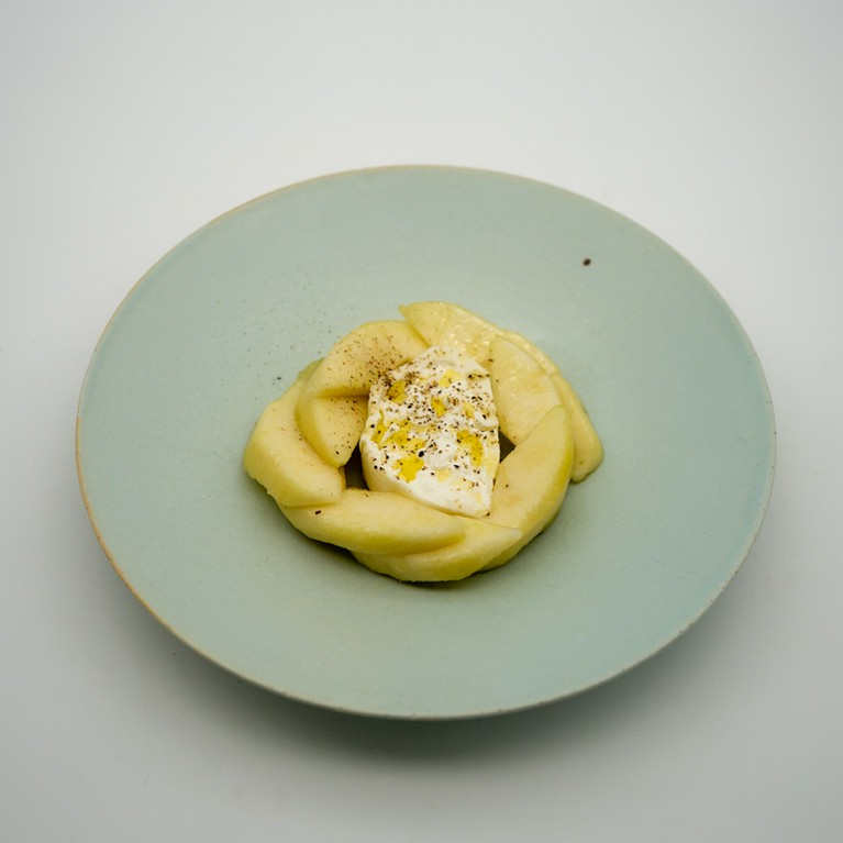 ブッラータチーズとラ・フランス