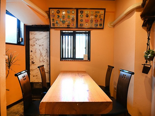 個室もあるので、親睦を深めたい時の接待利用も叶う