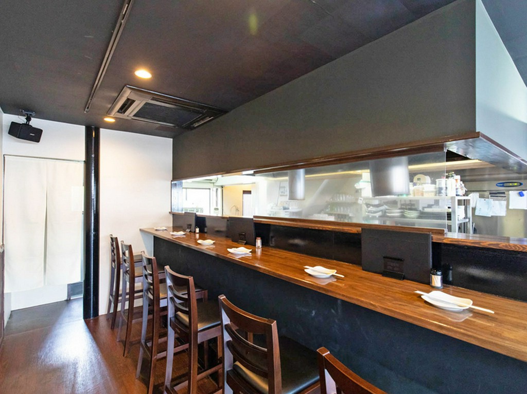 カウンター席