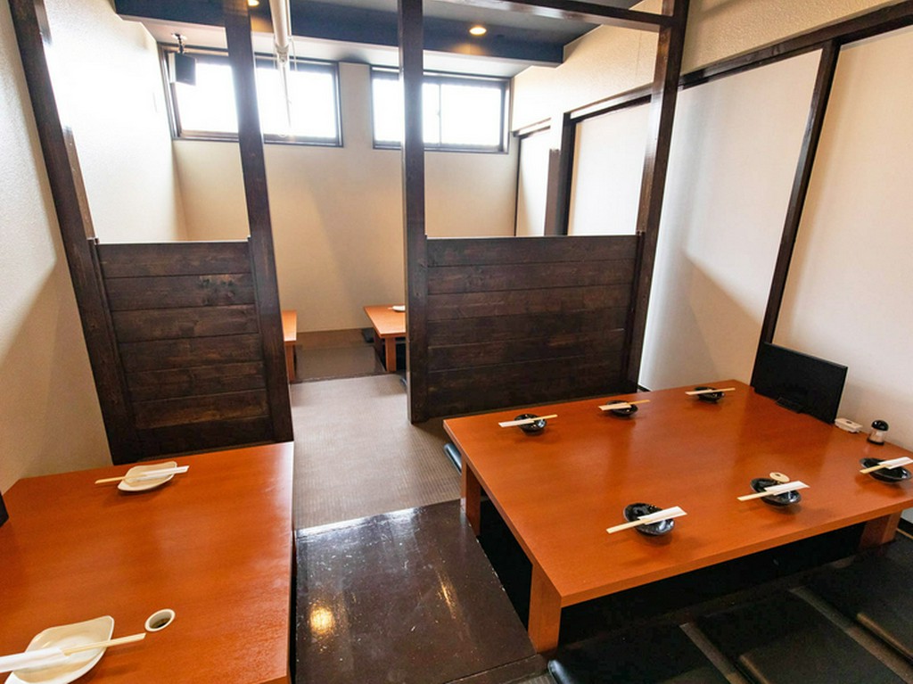 掘りごたつ式の半個室