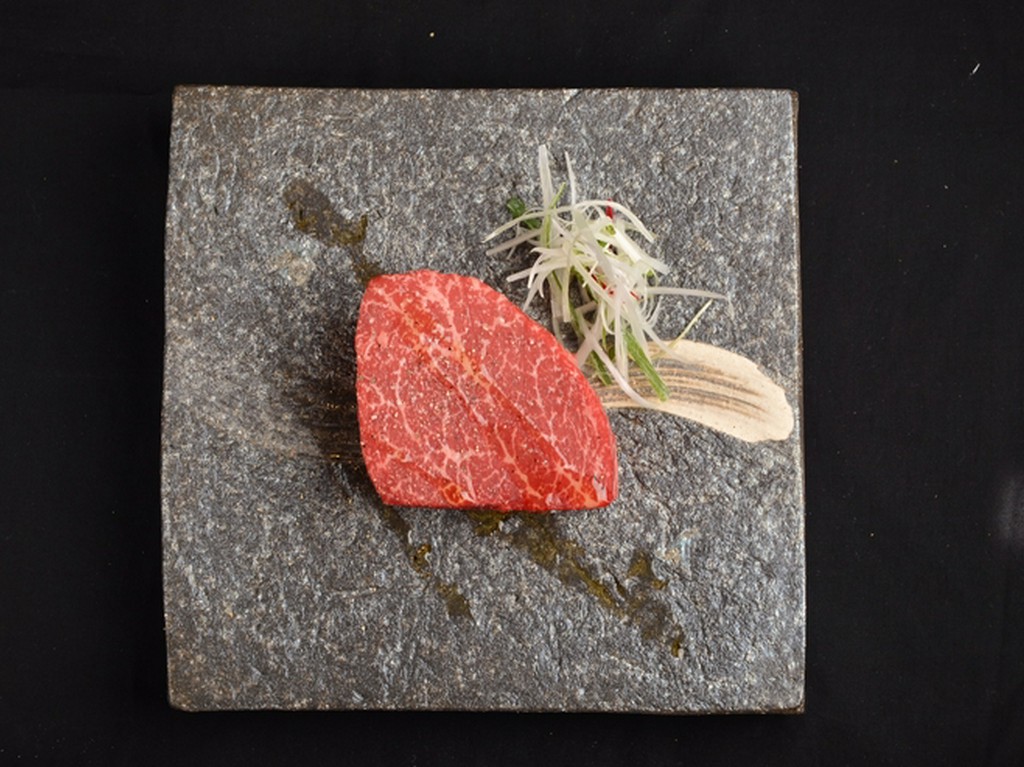 上質な香りと旨み。希少なヒレ肉『シャトーブリアン』