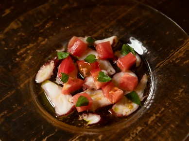 落ち着いた大人の雰囲気で二人の時間を