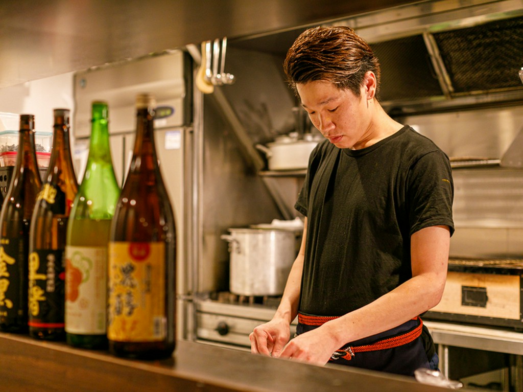 ゲストはもちろんスタッフも楽しめる店内に