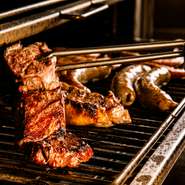 300度の高温で一気に加熱し、素材の旨みをぎゅっと閉じ込めることができるのが、同店自慢の「ジョスパーオーブン」の実力。食材そのものがもつおいしさを、さらにグレードアップさせてくれます。