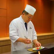 ゲストと幸福感を分かち合う料理を追い求めて
