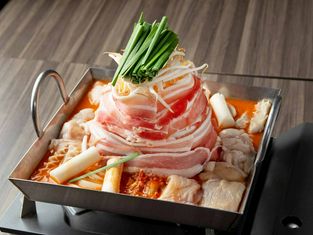 안도 쿠마네코 사카바