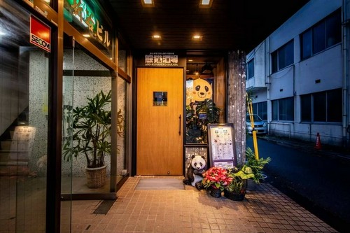 入り口ではパンダがお出迎え