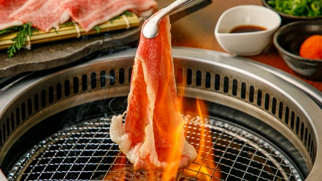 ジューシー感を味わって『神戸牛前バラ肉、焼きしゃぶ』