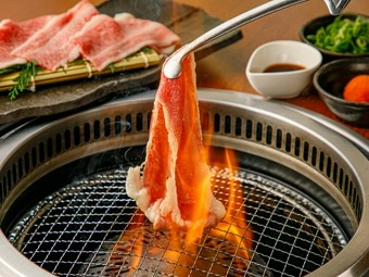 ジューシー感を味わって『神戸牛前バラ肉、焼きしゃぶ』