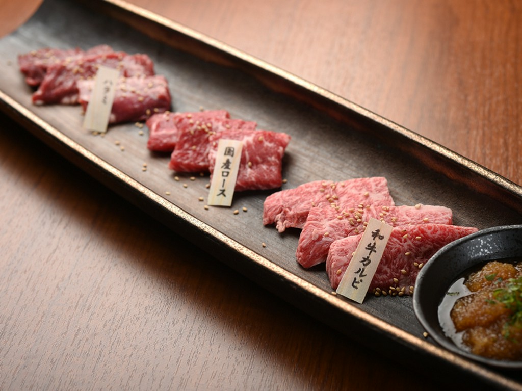 神戸牛はもとより全国からプロが厳選した「国産牛肉」