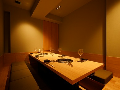 全席個室の掘りごたつで様々なお肉をお楽しみ下さい。