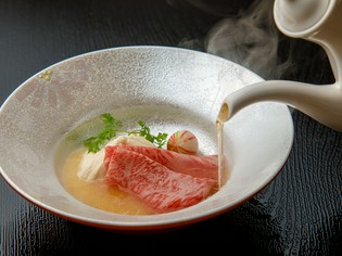 出汁で仕上げるしゃぶしゃぶ仕立て『蟹と湯葉の出汁あんかけ』
