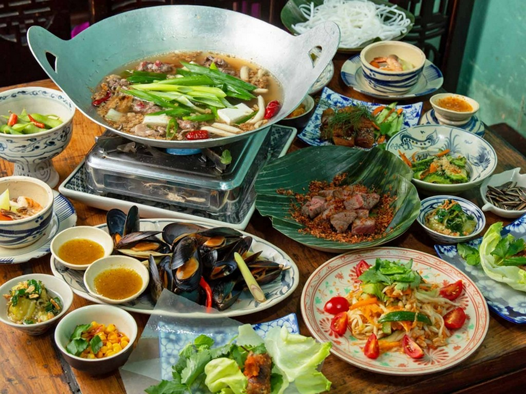 鍋料理を含むコースも人気。料理内容も値段もそれぞれに用意『コースメニュー』