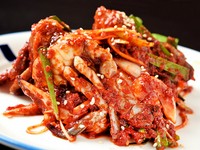 韓国本場の甘辛のタレに蟹を漬け込み熟成した韓国伝統料理