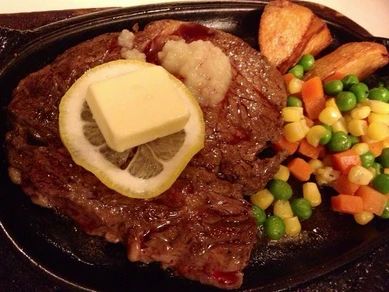 サービスステーキ（リブ　200g）