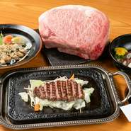 焼き肉コースは3種類、ステーキコースは2種類のコースメニューが用意されており、すべてのコースにうれしい飲み放題が付いています。