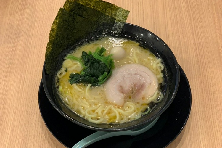 横浜家系ラーメン こころ家 草津/南草津/ラーメン | ヒトサラ