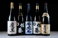 人気の定番銘酒から、なかなかお目にかかれないものまで、お酒もバリエーション豊富にラインナップ