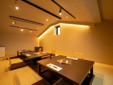 会食や宴会に！　10名様以上で個室として使える空間をご用意